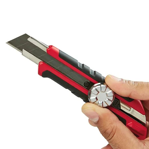 Navaja 18 mm con bloqueo metálico y cuchilla para cortes de precision