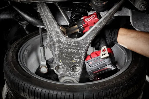 Kit de llave de impacto compacta M18 FUEL™ de 3/8" con anillo de fricción 2854-22R