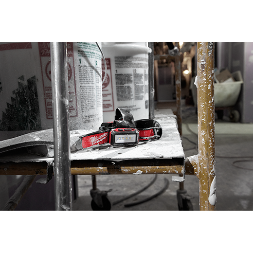 Linterna frontal de bajo perfil USB REDLITHIUM™ 2115-21