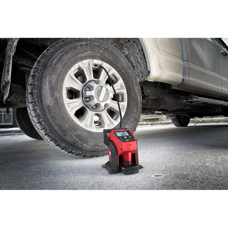 Kit de inflador compacto M12™ 2475-21XC