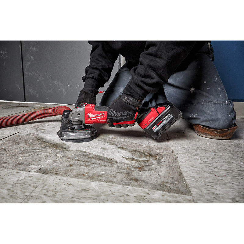 Amoladora con freno M18 FUEL™ de 4-1/2"/5" con interruptor de paleta ONE-KEY™ 2882-22