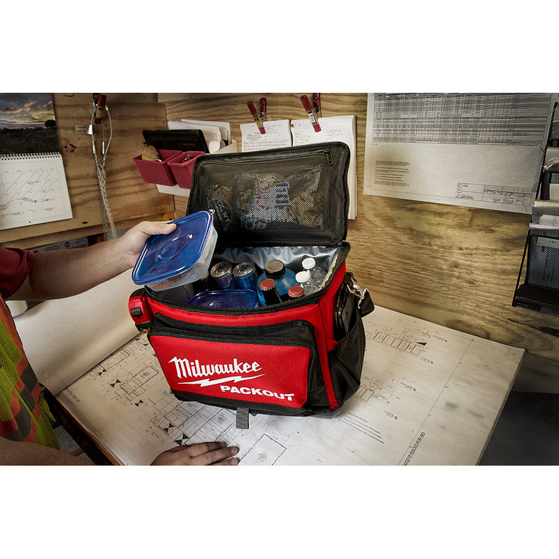 Hielera PACKOUT™ 48-22-8302